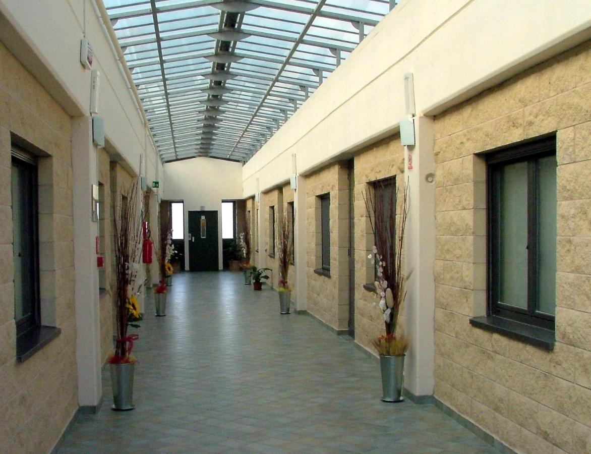 Hotel Bussana Porto Tolle Kültér fotó