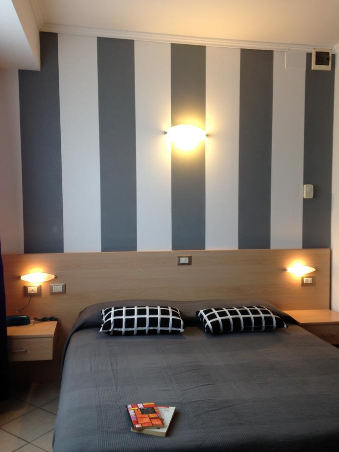 Hotel Bussana Porto Tolle Kültér fotó